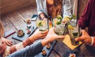 Aperitivo con le amiche